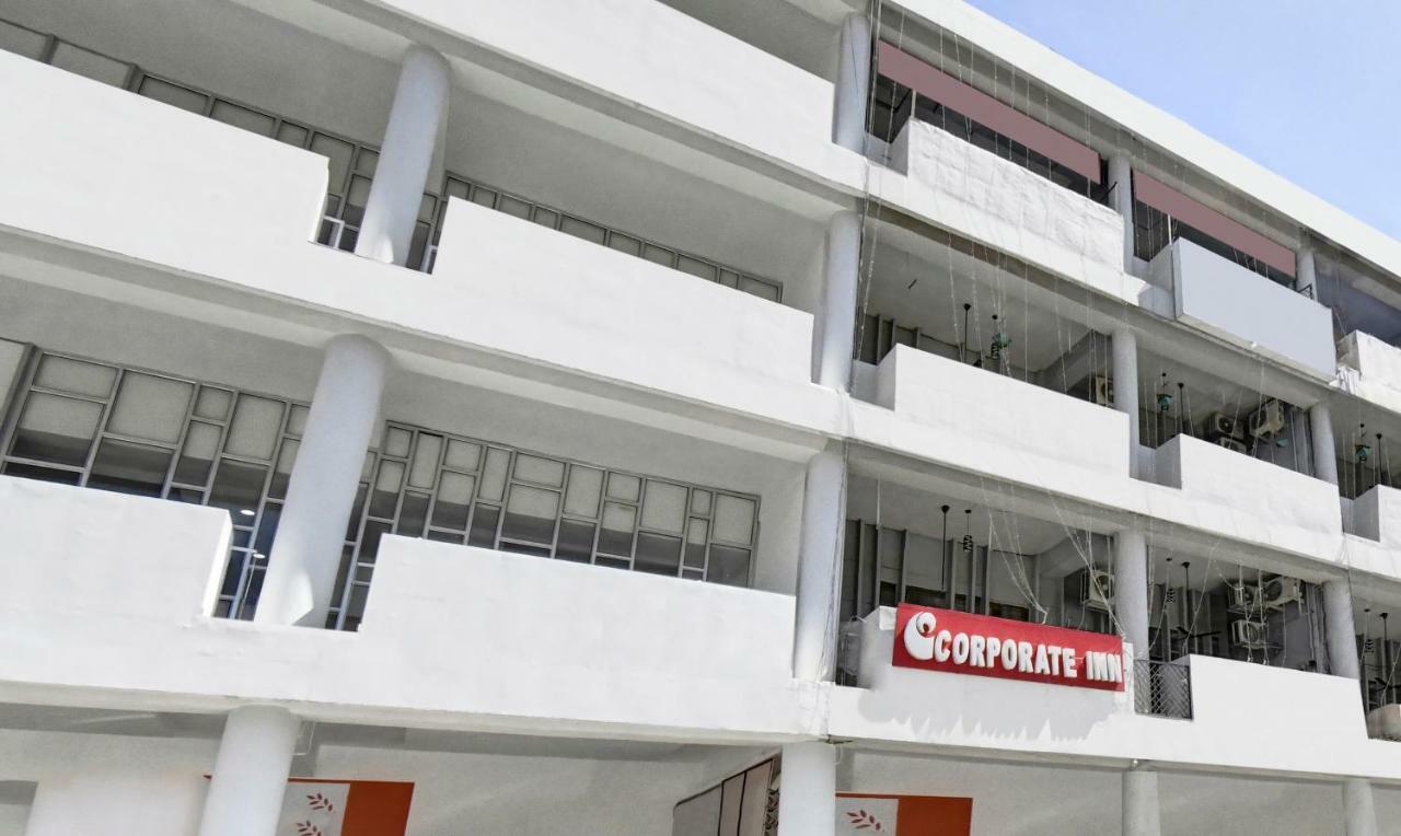 Treebo Trend Corporate Inn Chandigarh Bagian luar foto