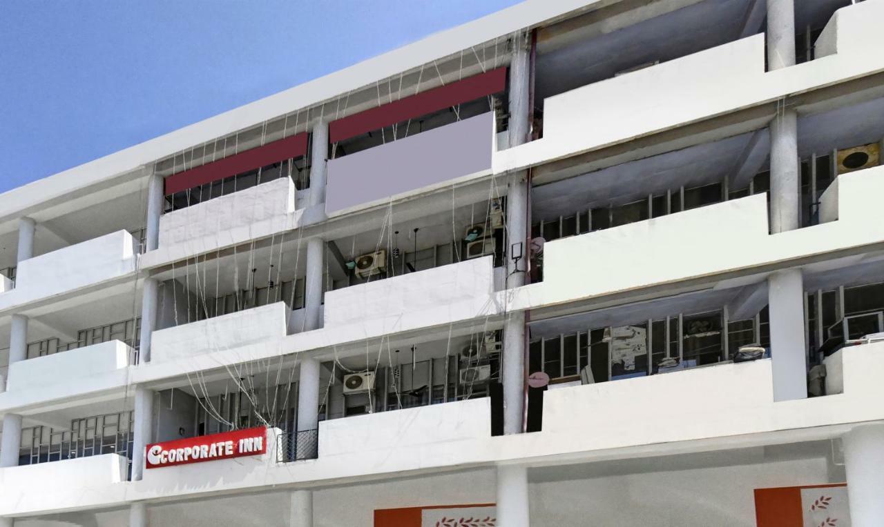 Treebo Trend Corporate Inn Chandigarh Bagian luar foto